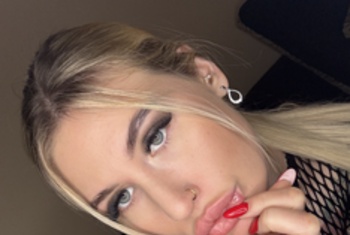 GoldPussy69