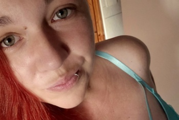 Julie34